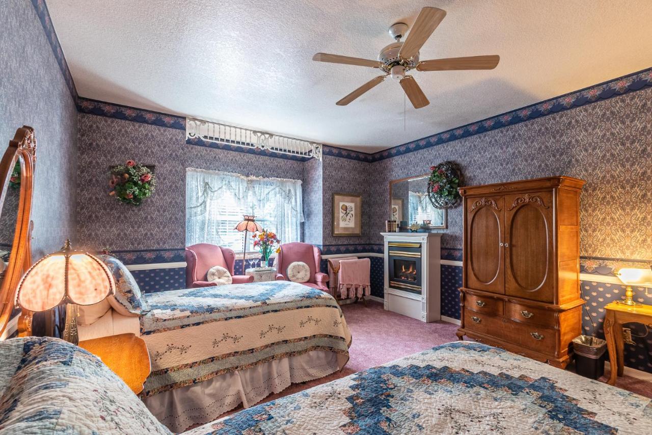 Apples Bed And Breakfast Inn Big Bear Lake Exterior photo